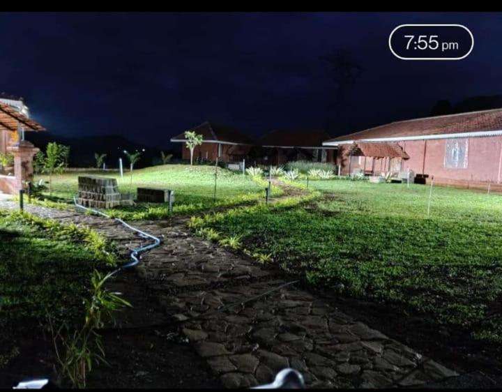 Umbartha Resort Naneghat Ghātghar Exterior foto