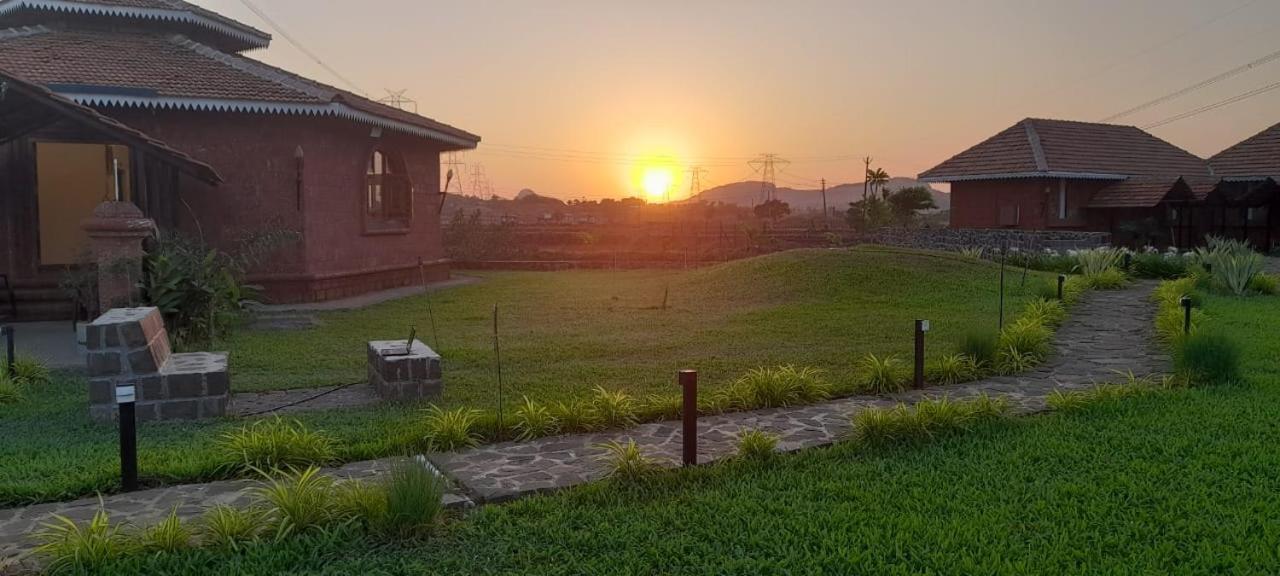 Umbartha Resort Naneghat Ghātghar Exterior foto